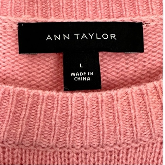 Ann Taylor Dusty Rose Wool & Cashmere Ruffled Sweater-Size L - Picture 2 of 10